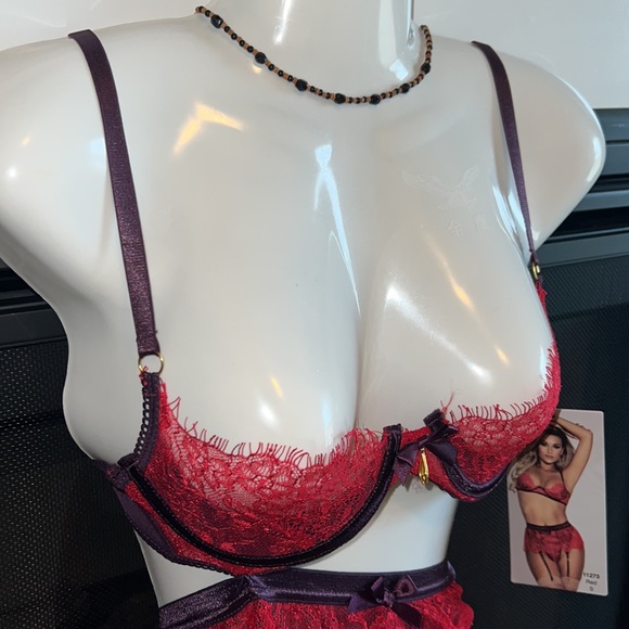 Seven ‘til midnight S - Picture 3 of 6